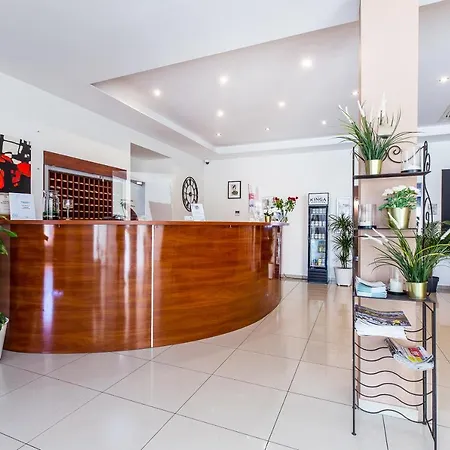 Hotel Dobczyce ホテル